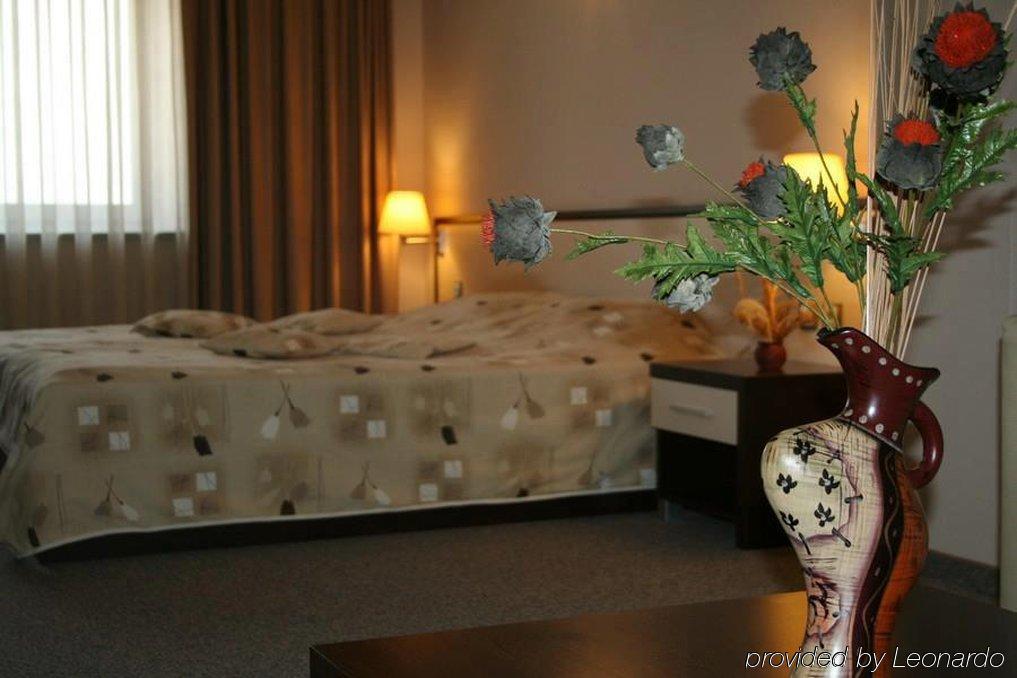 Kendros Hotel Plovdiv Extérieur photo
