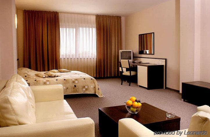 Kendros Hotel Plovdiv Extérieur photo