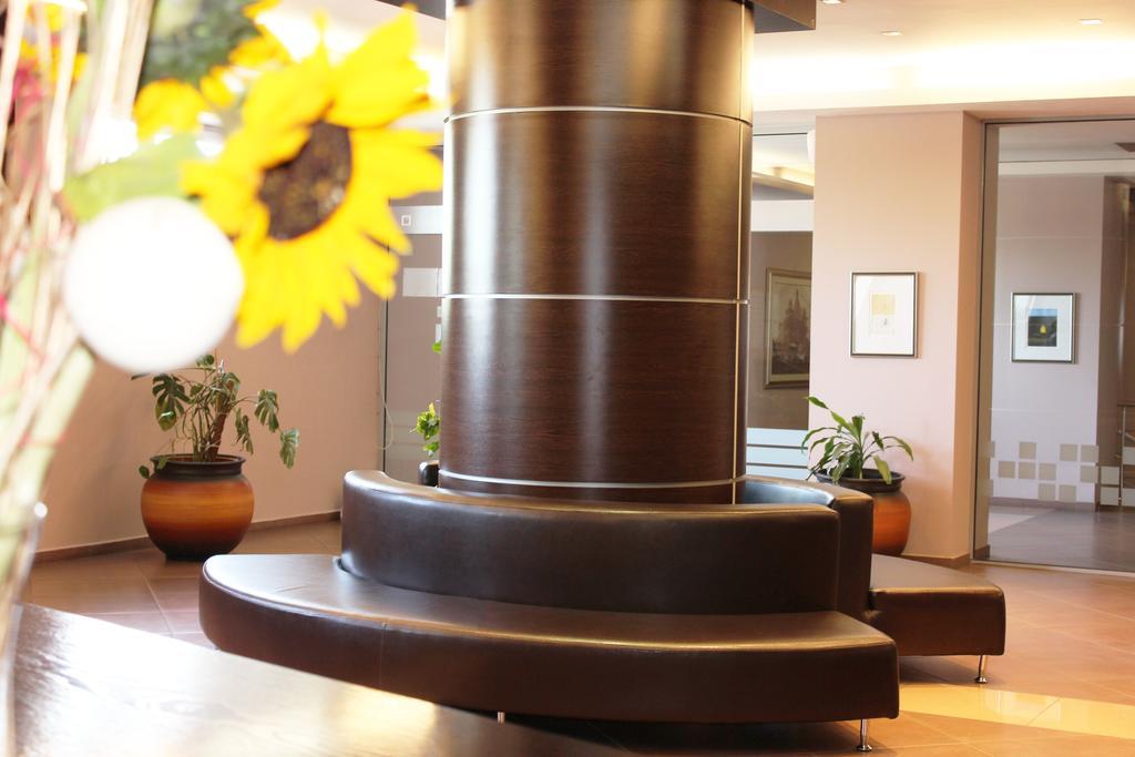 Kendros Hotel Plovdiv Extérieur photo