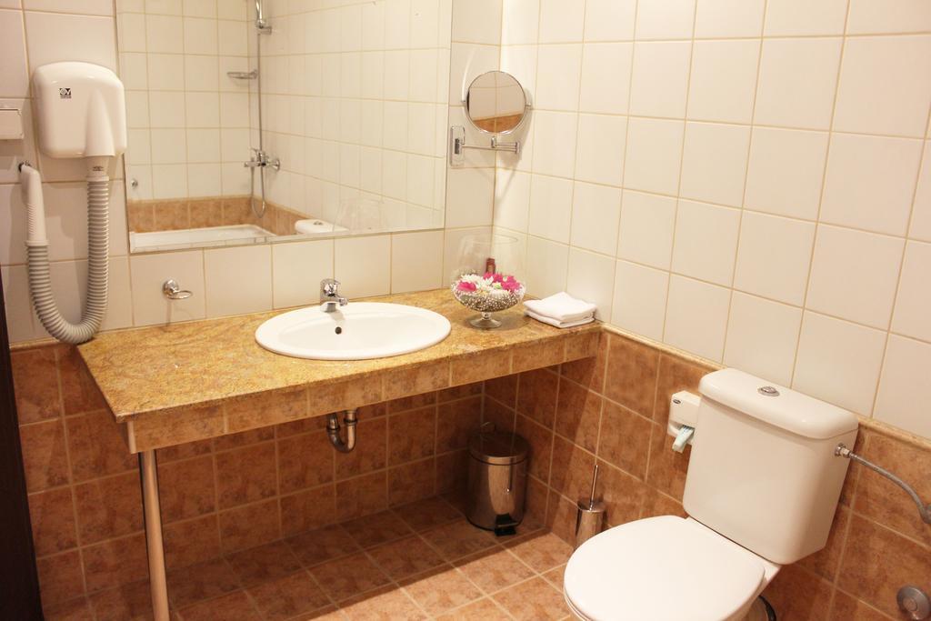 Kendros Hotel Plovdiv Extérieur photo