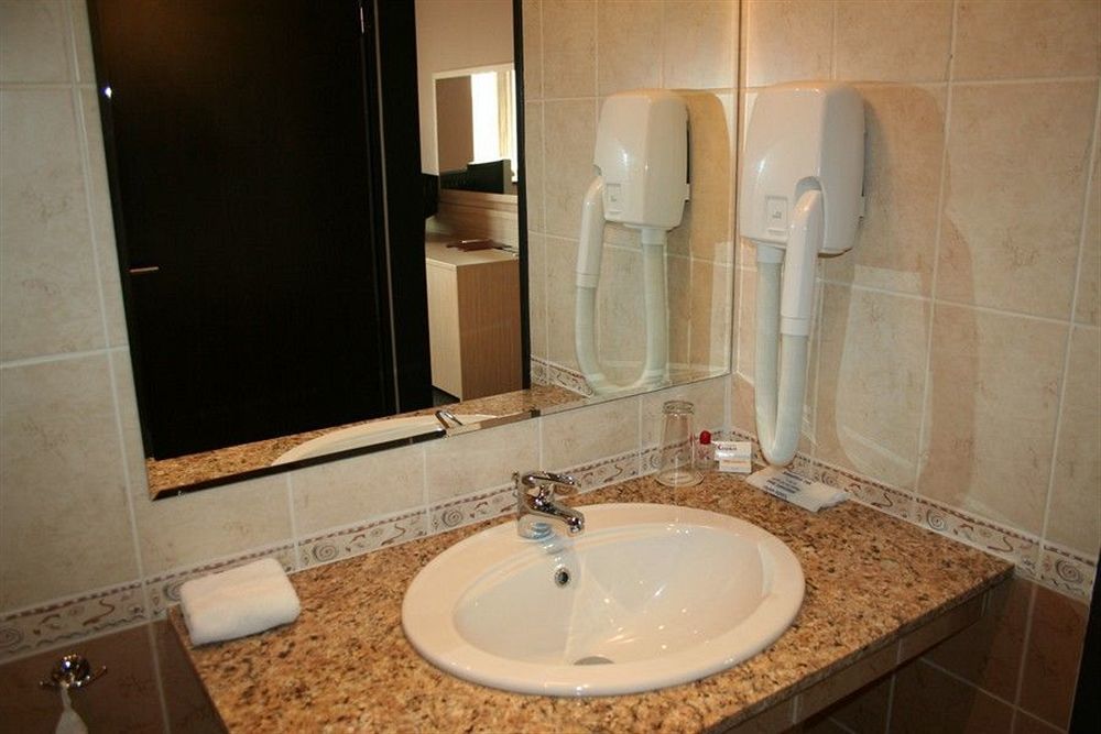 Kendros Hotel Plovdiv Extérieur photo
